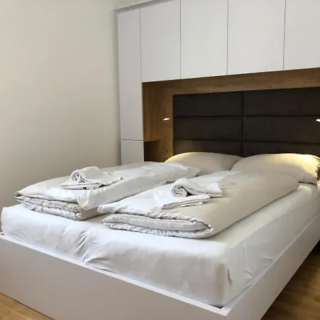 Tutterstrasse - Lovely Mountain View Apartment *